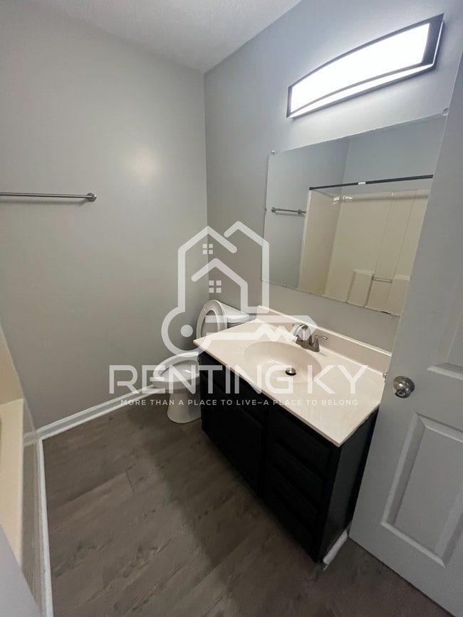 Building Photo - Updated 2-Bed, 1.5-Bath Townhome with a Ga...