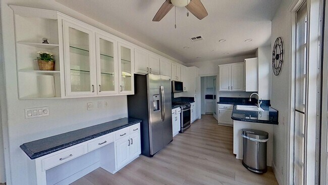 Building Photo - 5752 Centerstone Ct