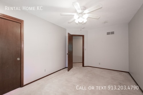 Building Photo - 1835 S Abbey Cir