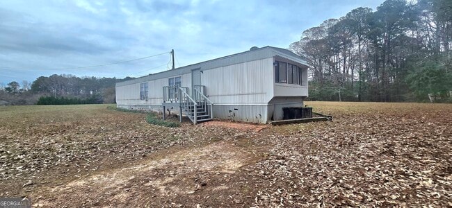 Building Photo - 2611 Sharpsburg McCollum Rd