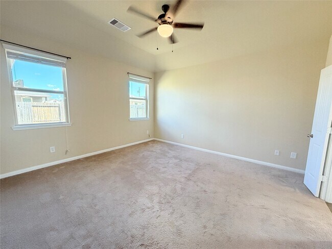 Building Photo - 15613 All Star Dr