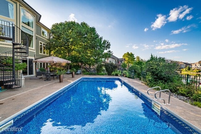 Building Photo - 4 br, 4.5 bath House - 2849 Aspen Lake Dr NE