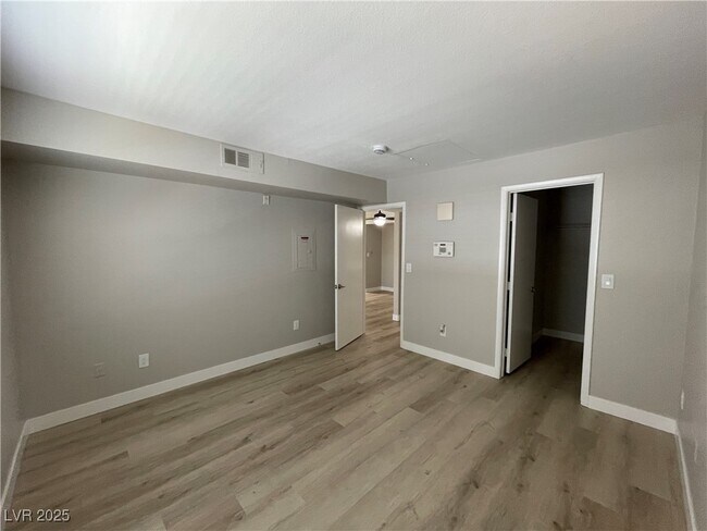 Building Photo - 2300 E Silverado Ranch Blvd