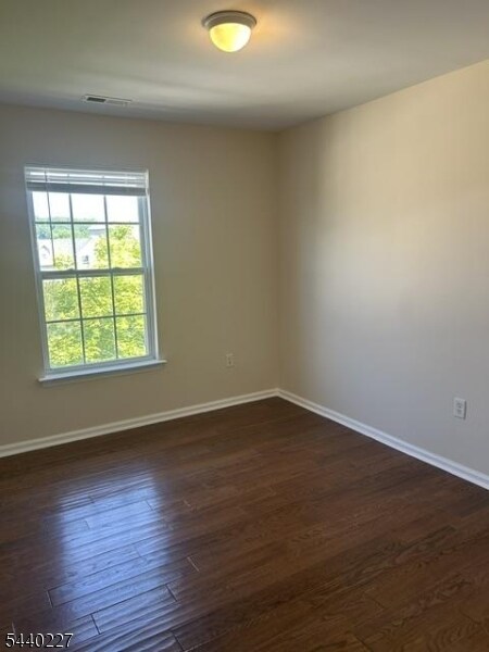 Building Photo - 310 Winding Hill Dr