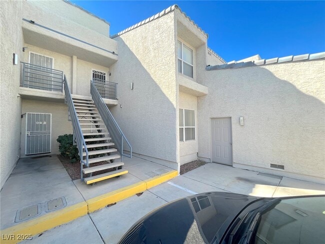 Building Photo - 6250 W Flamingo Rd