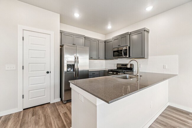 Building Photo - 19604 Molly Dr