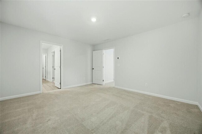 Building Photo - 111 Horned Owl Ave
