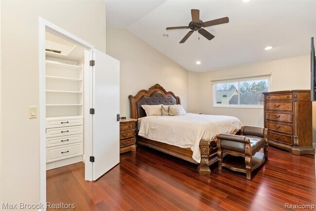 Building Photo - 6322 Aspen Ridge Blvd