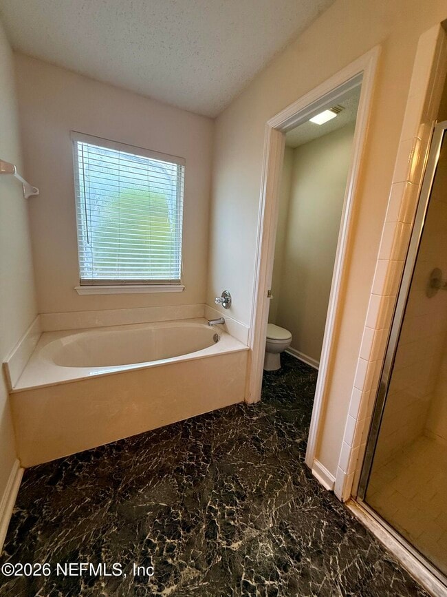 Building Photo - 3150 Highland Grove Dr