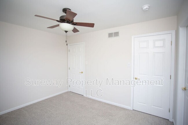 Building Photo - 24 Kathryn Ct