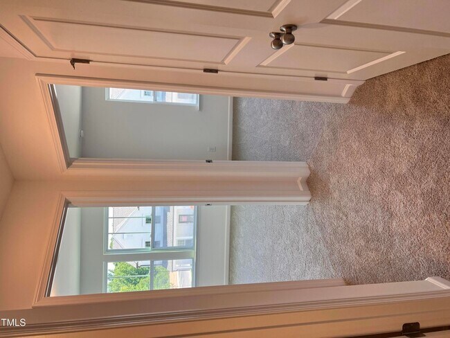 Building Photo - 52 Camel Crazies Pl