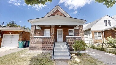Building Photo - 1736 Elmwood Ave