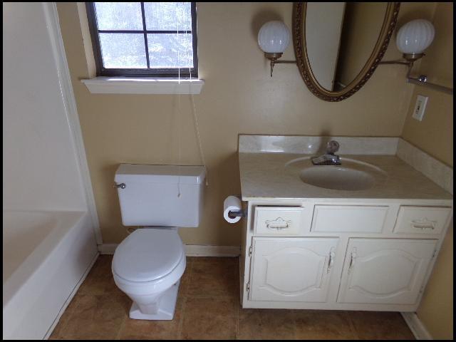 Building Photo - 26 Rio Grande Forest Dr