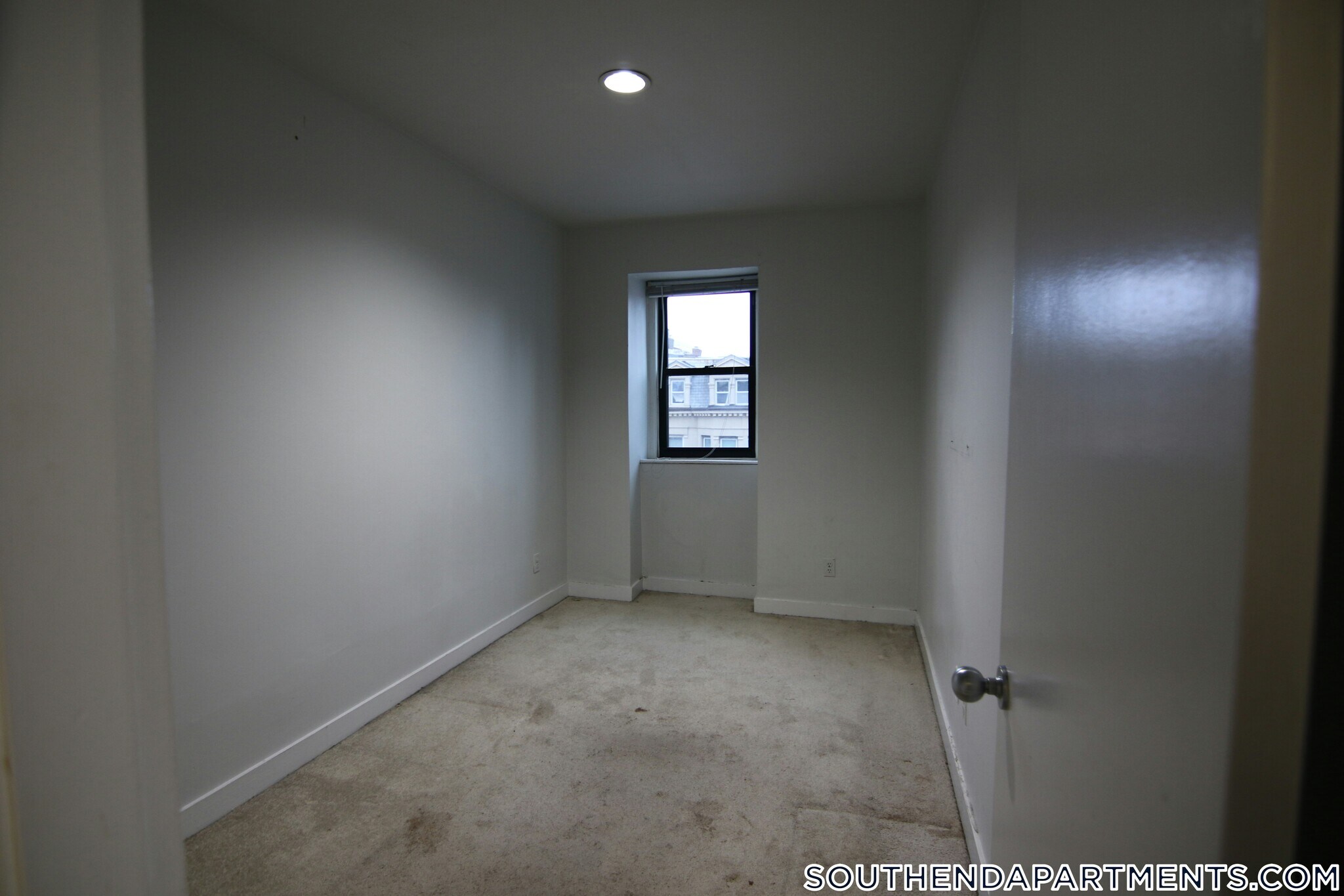 Building Photo - 548 Columbus Ave