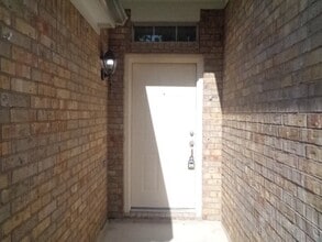 Building Photo - 446 N Compass Rose Cir