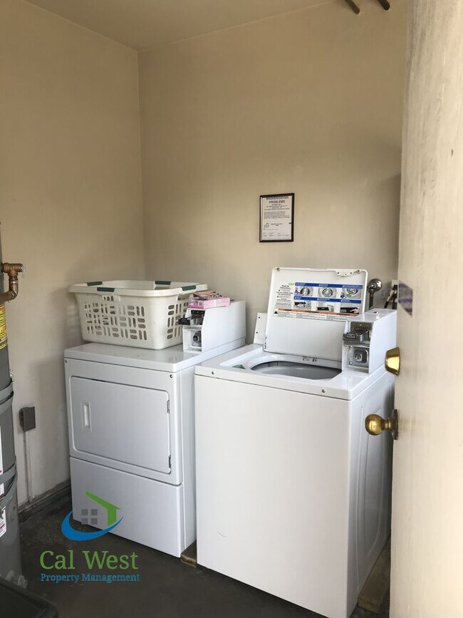 Building Photo - $1795 - 1BD/1BA Quaint and Well Maintained Apartment in Downtown San Jose Near PwC and Oracle