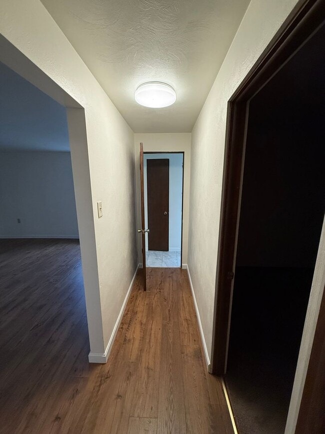 Building Photo - 802 Horner St