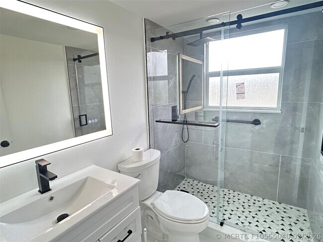 Building Photo - 115 Ventnor F