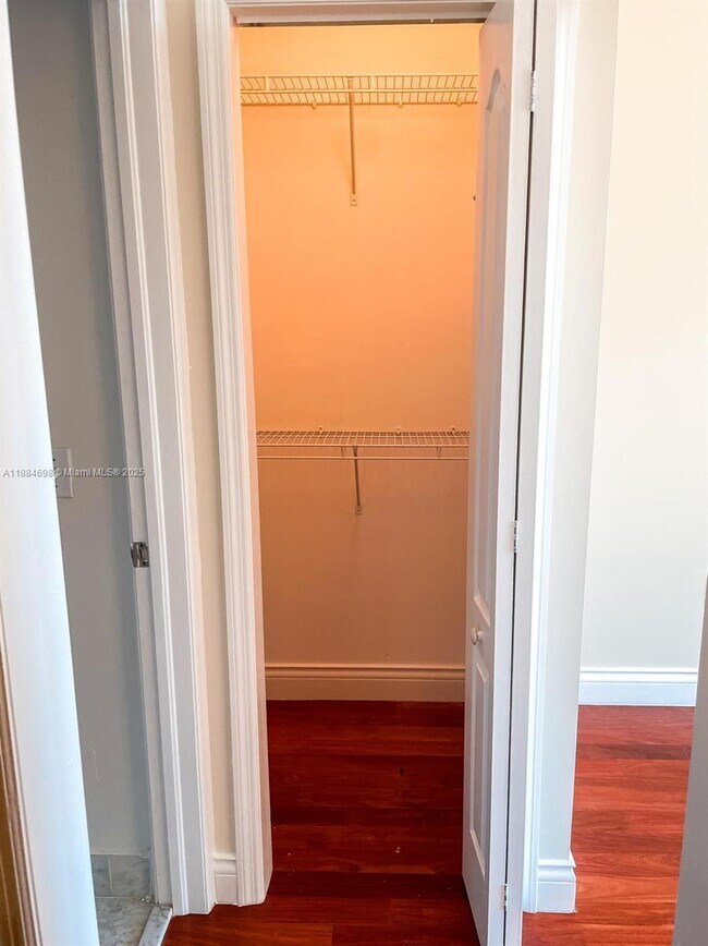 Building Photo - 2501 Douglas Rd