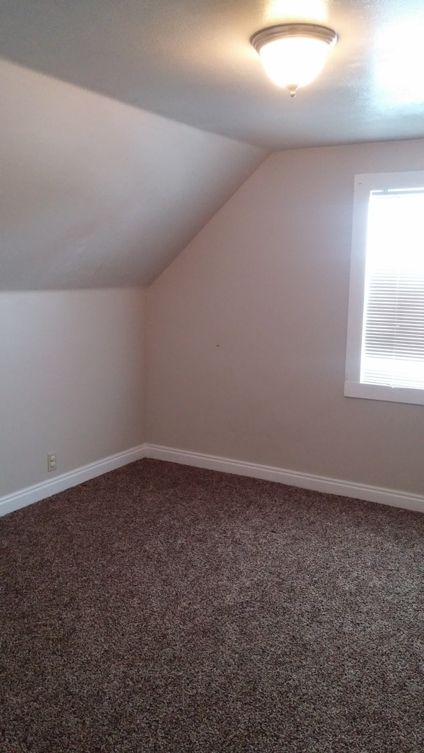 Building Photo - Charming 3 bed 1 bath House for rent in Sa...
