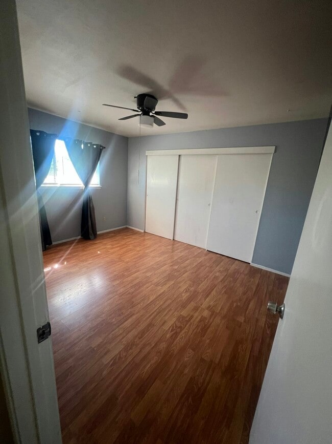 Building Photo - 1461 Topaz Way