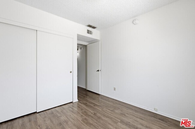 Building Photo - 3600 Bagley Ave
