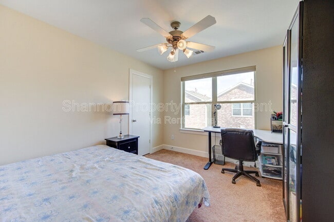 Building Photo - 3707 Main Poplar Dr