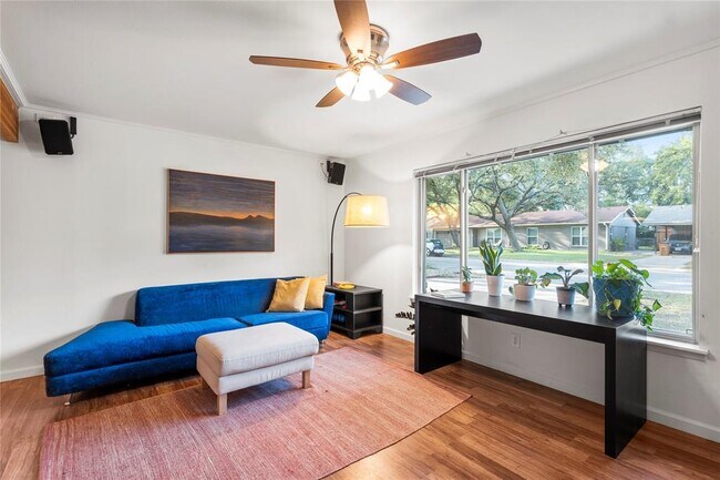 Building Photo - 1611 Ashberry Dr