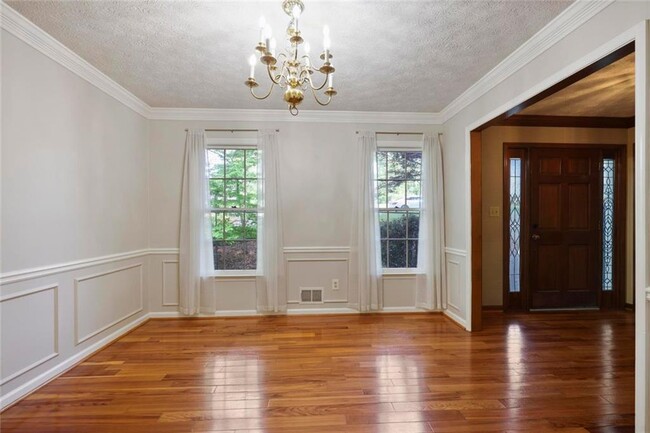 Building Photo - 3658 Chestnut Ridge Ct