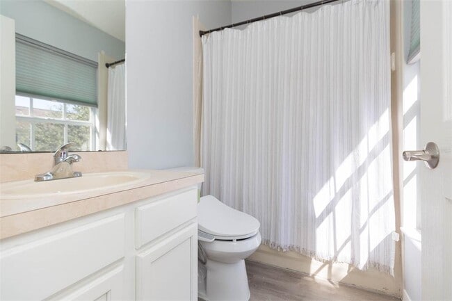 Building Photo - 10020 Tate Ln