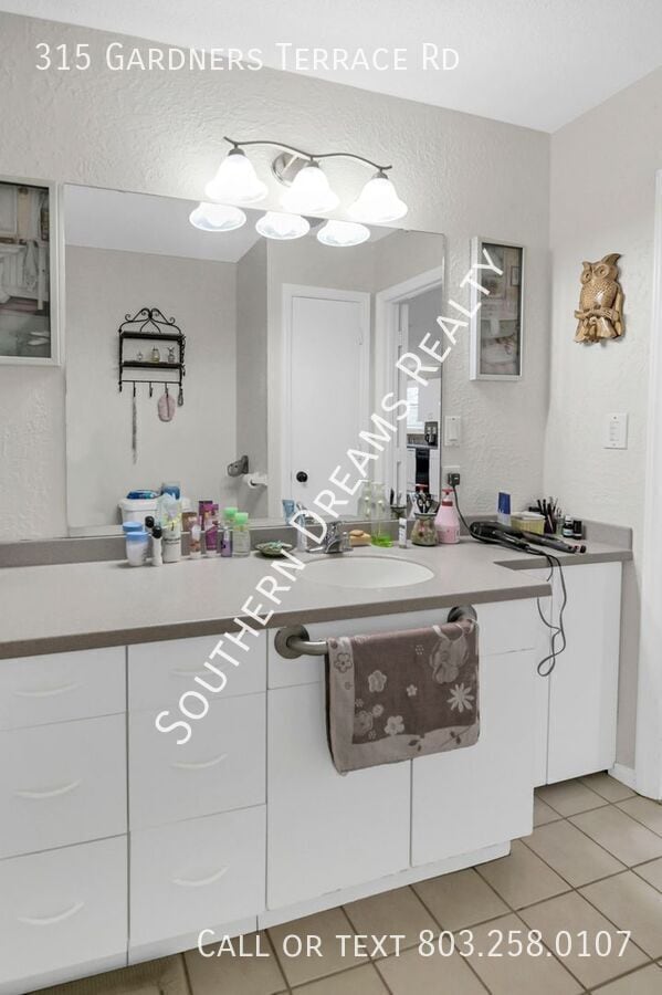 Building Photo - 315 Gardners Terrace Rd