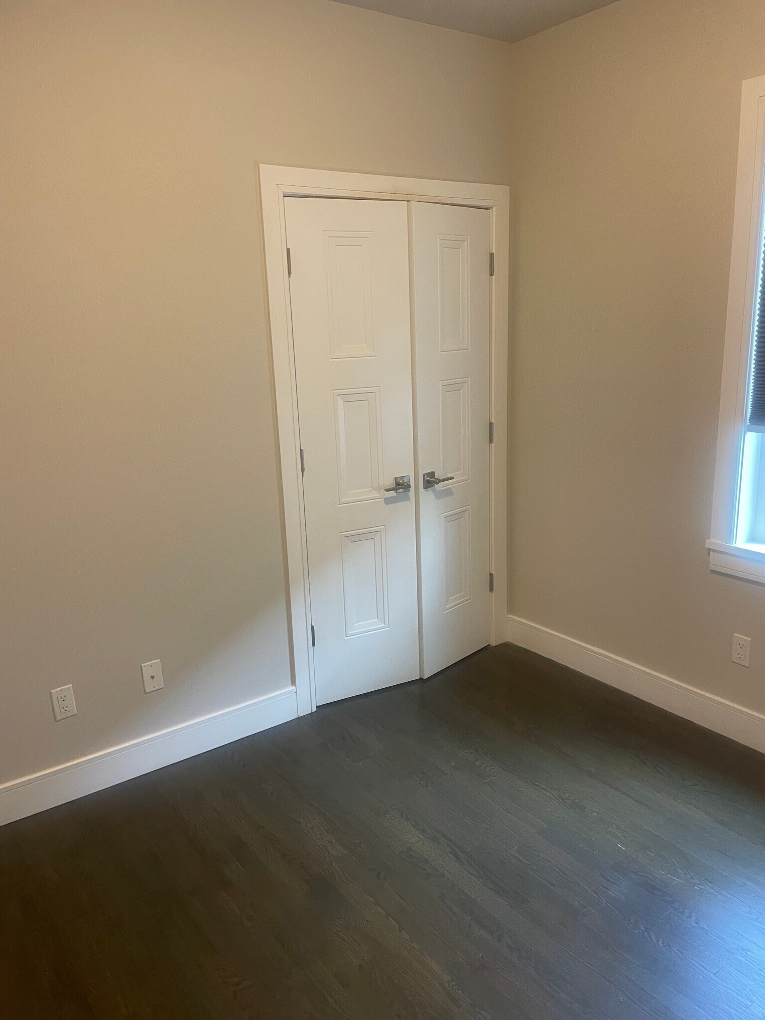 Building Photo - 0 Bartlett Ave