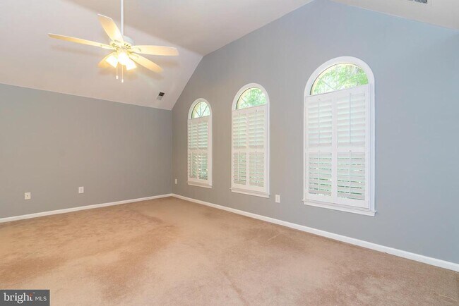 Building Photo - 7300 Scarlet Oak Ct