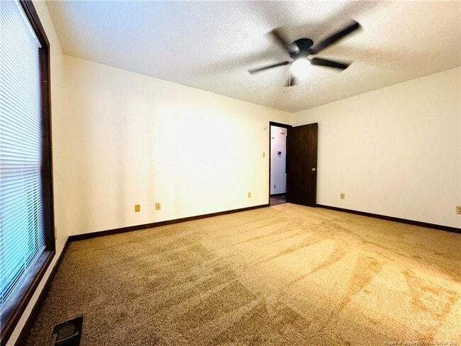 Building Photo - 446 Wilder Dr