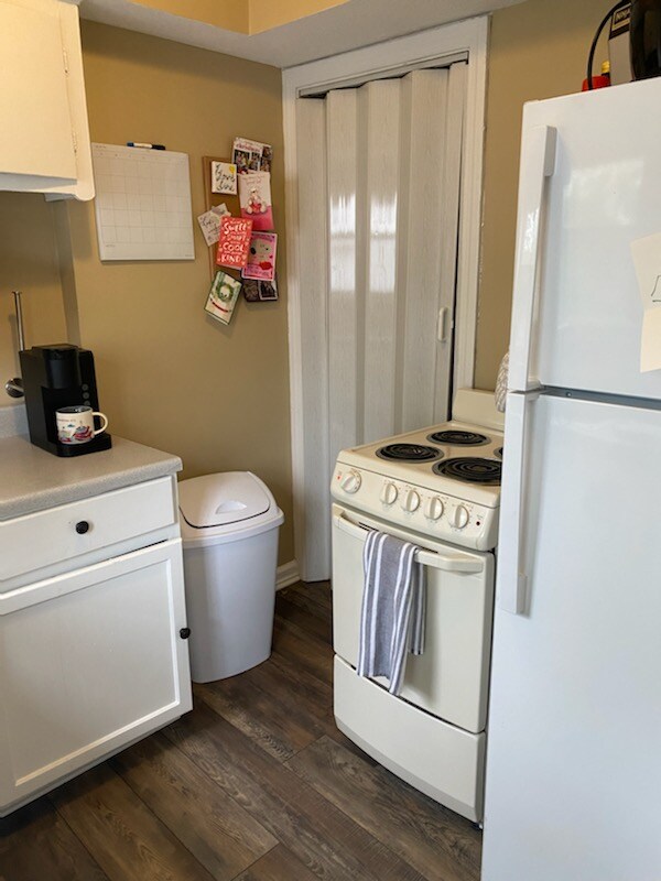 Building Photo - 87 N Pershing Ave