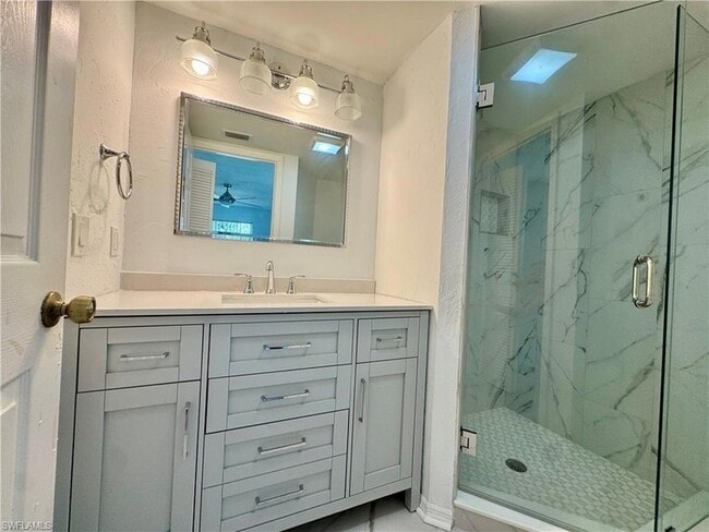 Building Photo - 661 Squire Cir