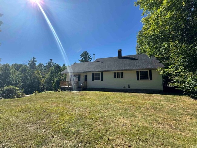 Building Photo - 473 Hapgood Pond Rd