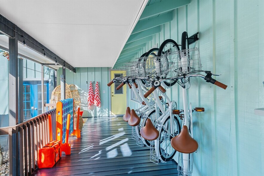 Building Photo - 8709 9th Ave NW