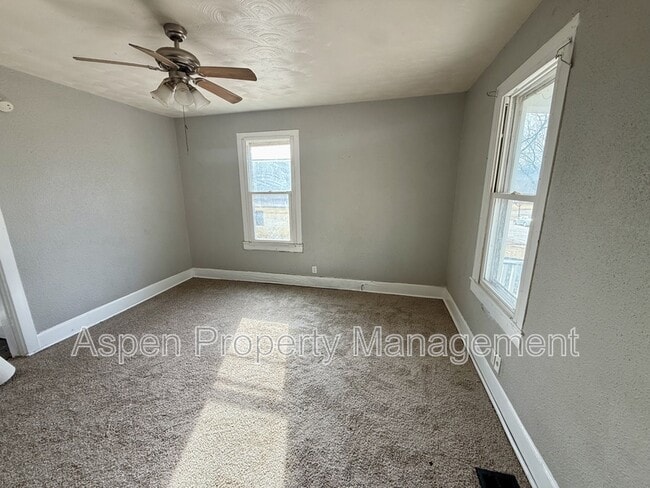 Building Photo - 508 S 8th St