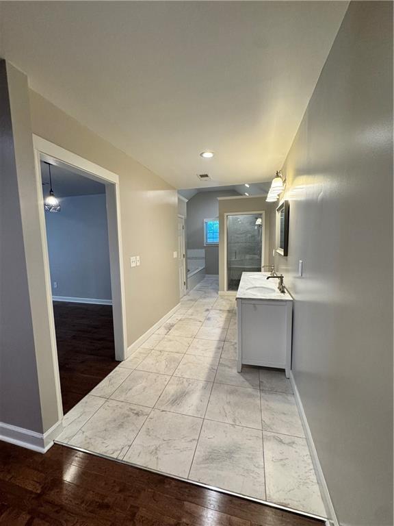 Building Photo - 2992 Villa Esta Dr