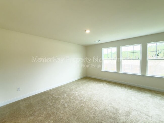 Building Photo - 74 Bloodroot St