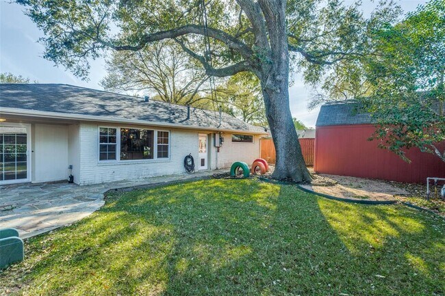 Building Photo - 4306 Benning Dr
