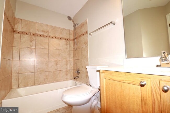 Building Photo - 25323 Damascus Park Terrace