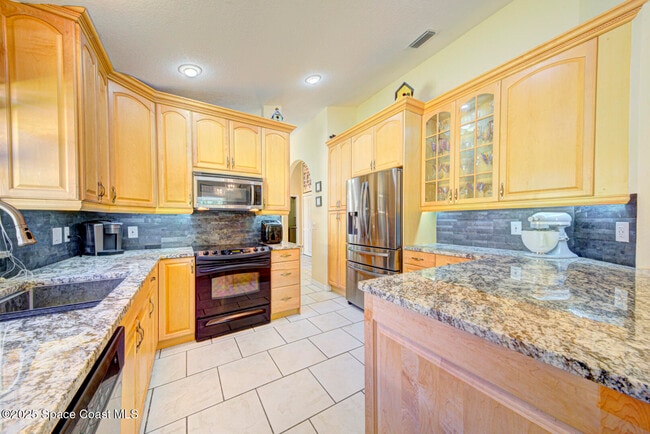 Building Photo - 571 Priscilla Pl