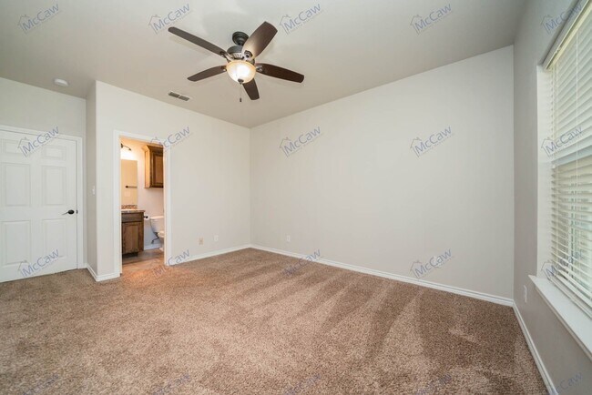 Building Photo - 1612 Stanley Drive