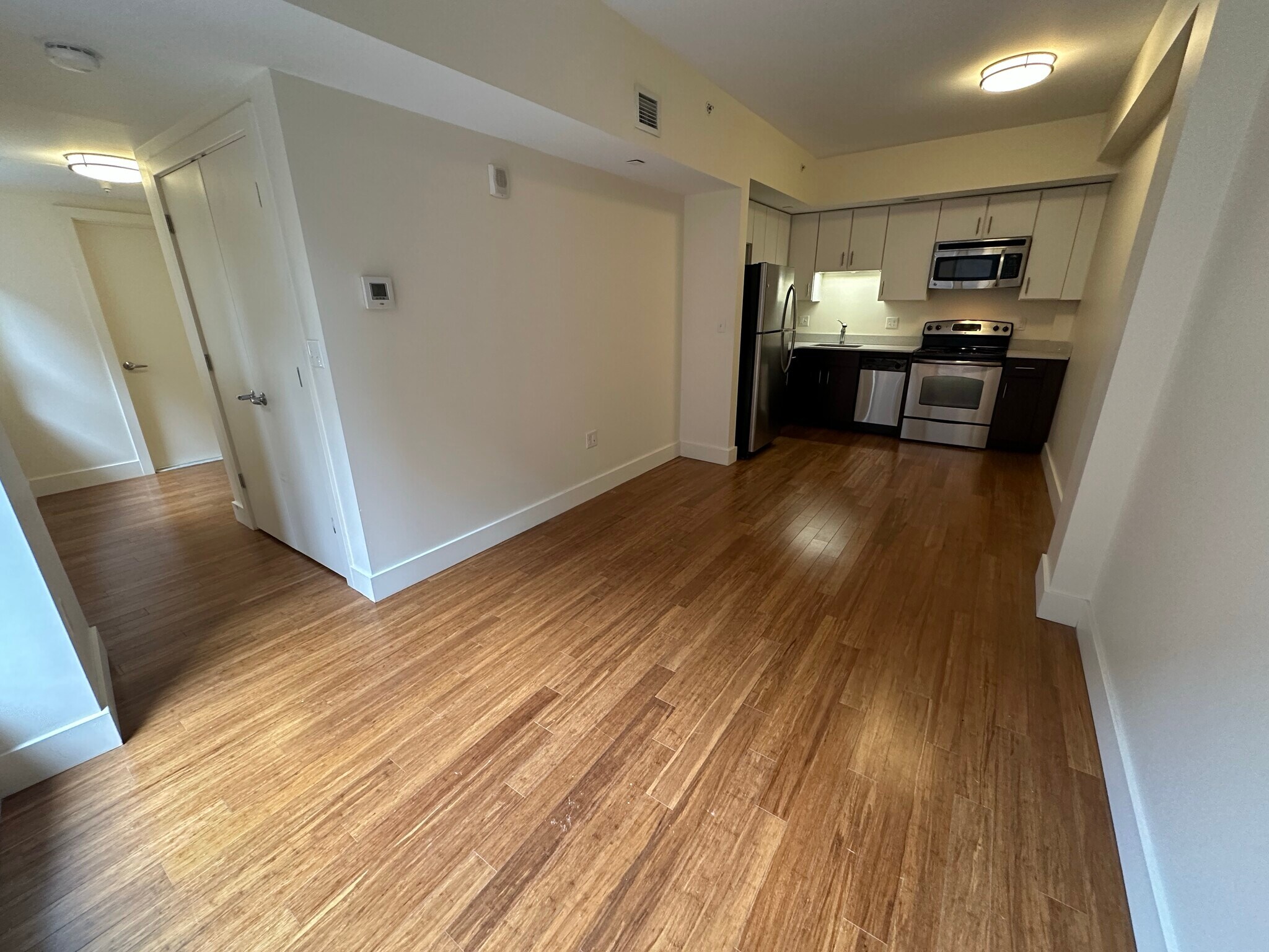 Building Photo - 17 Winter Pl