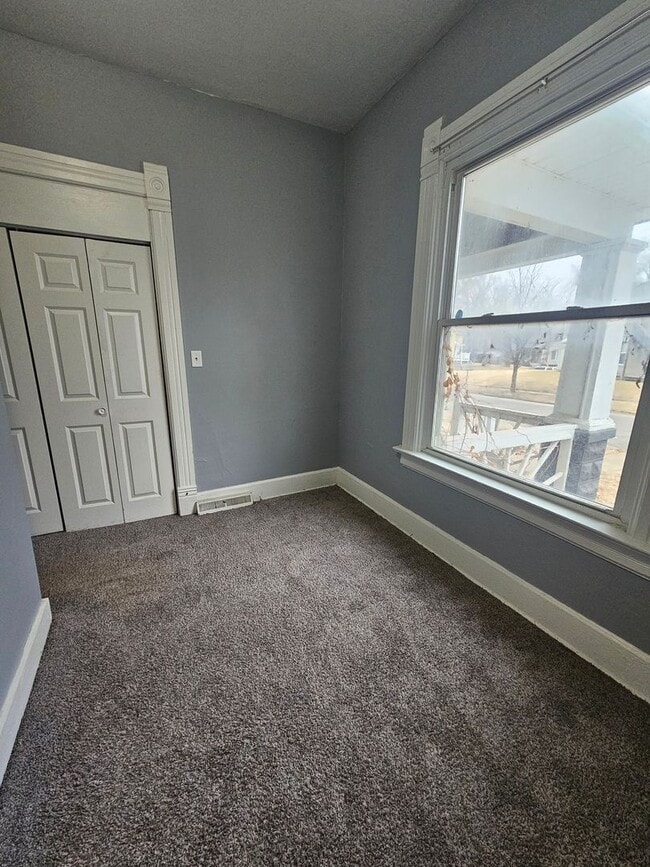 Building Photo - There is a $25 fee per application and everyone over 18 needs to fill out their own application.