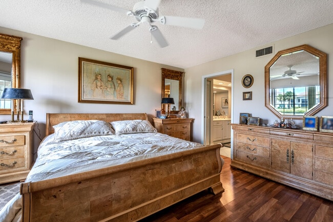 Building Photo - 15831 Loch Maree Ln