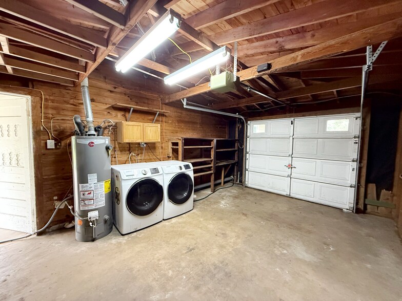Building Photo - 419 Westhill Pl