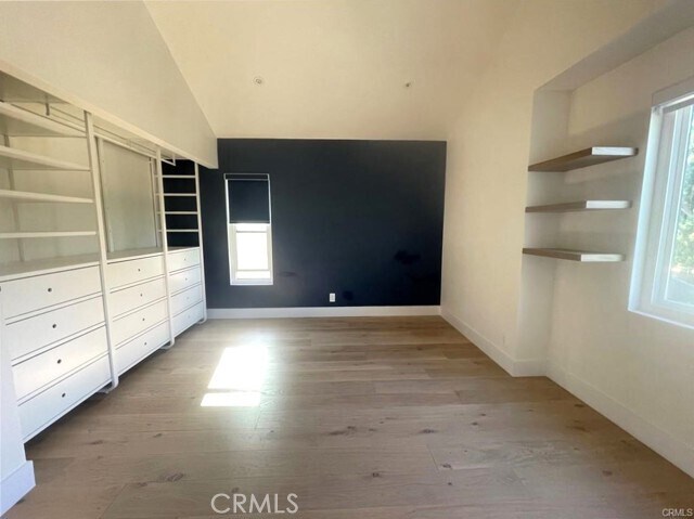 Building Photo - 1 Tamizar